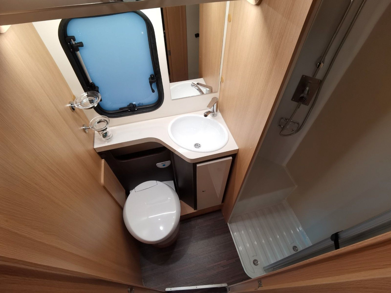 Полуинтегрированный автодом Forster T 699 HB / 140PS / EB - HUBBETT & HECKBETT: фото 23