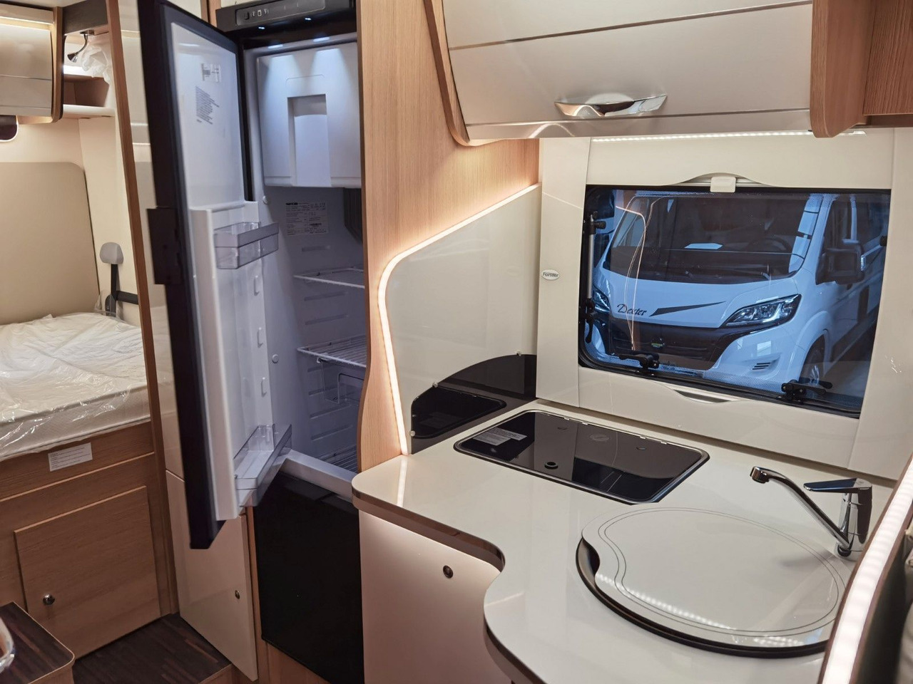 Полуинтегрированный автодом Forster T 699 HB / 140PS / EB - HUBBETT & HECKBETT: фото 17