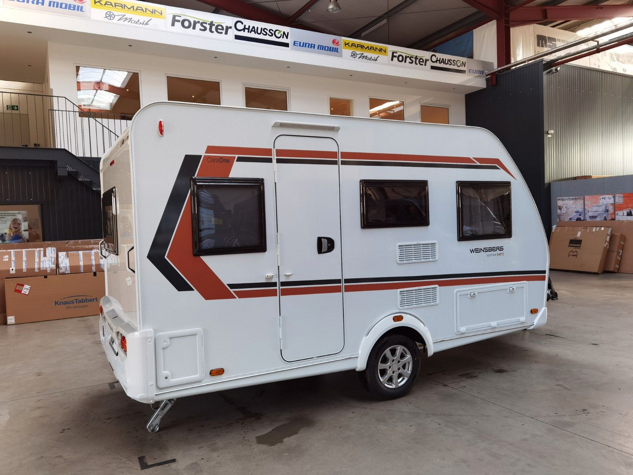 Weinsberg CARAONE 390 QD - EDITION HOT / -2025 -/ 1350 KG - Прицеп дача: фото 4 Weinsberg CARAONE 390 QD - EDITION HOT / -2025 -/ 1350 KG - Прицеп дача: фото 4