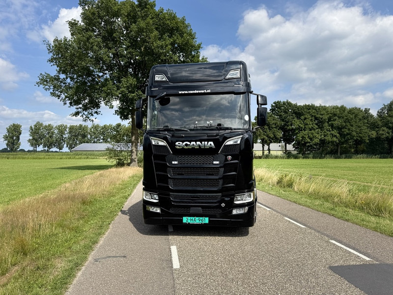 Scania S520 V8 4x2 Full Air - Automaat - Retarder - Euro 6 - I Park Cool - 2018 - Exhaust Pipe - TUV 02-2026 - Тягач: фото 3 Scania S520 V8 4x2 Full Air - Automaat - Retarder - Euro 6 - I Park Cool - 2018 - Exhaust Pipe - TUV 02-2026 - Тягач: фото 3