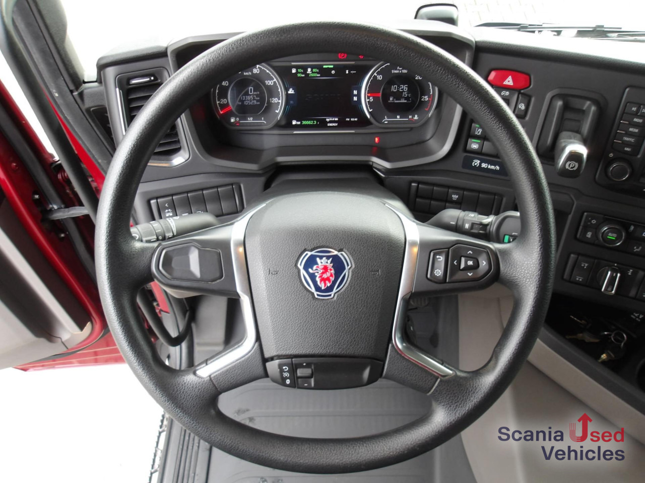 SCANIA G 360 B6x2*4NB / Koffer / Lbw. - Грузовик с закрытым кузовом: фото 2 SCANIA G 360 B6x2*4NB / Koffer / Lbw. - Грузовик с закрытым кузовом: фото 2