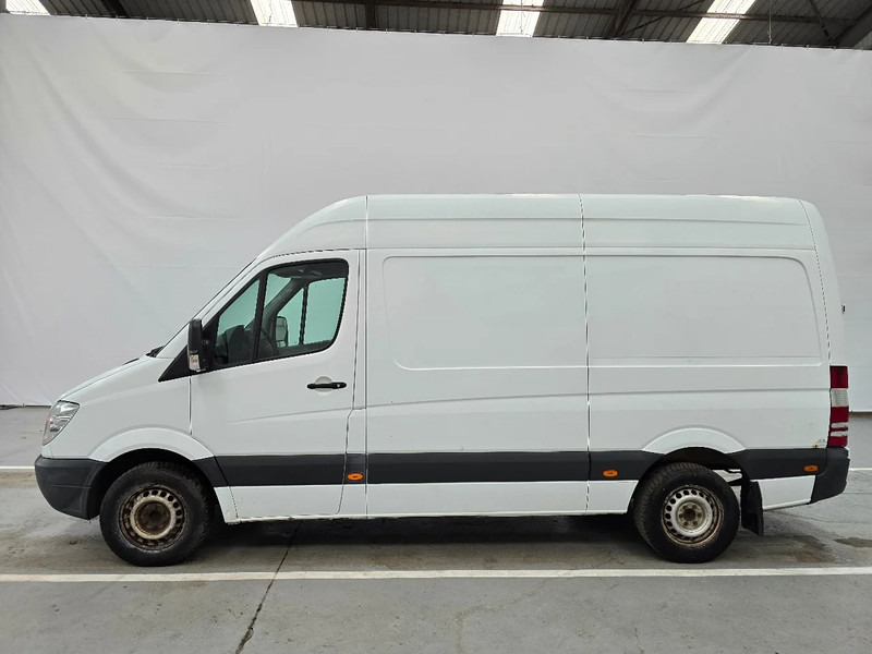 Цельнометаллический фургон, Грузопассажирский фургон Mercedes-Benz Sprinter 313 CDI / AIRCO L2H2: фото 7