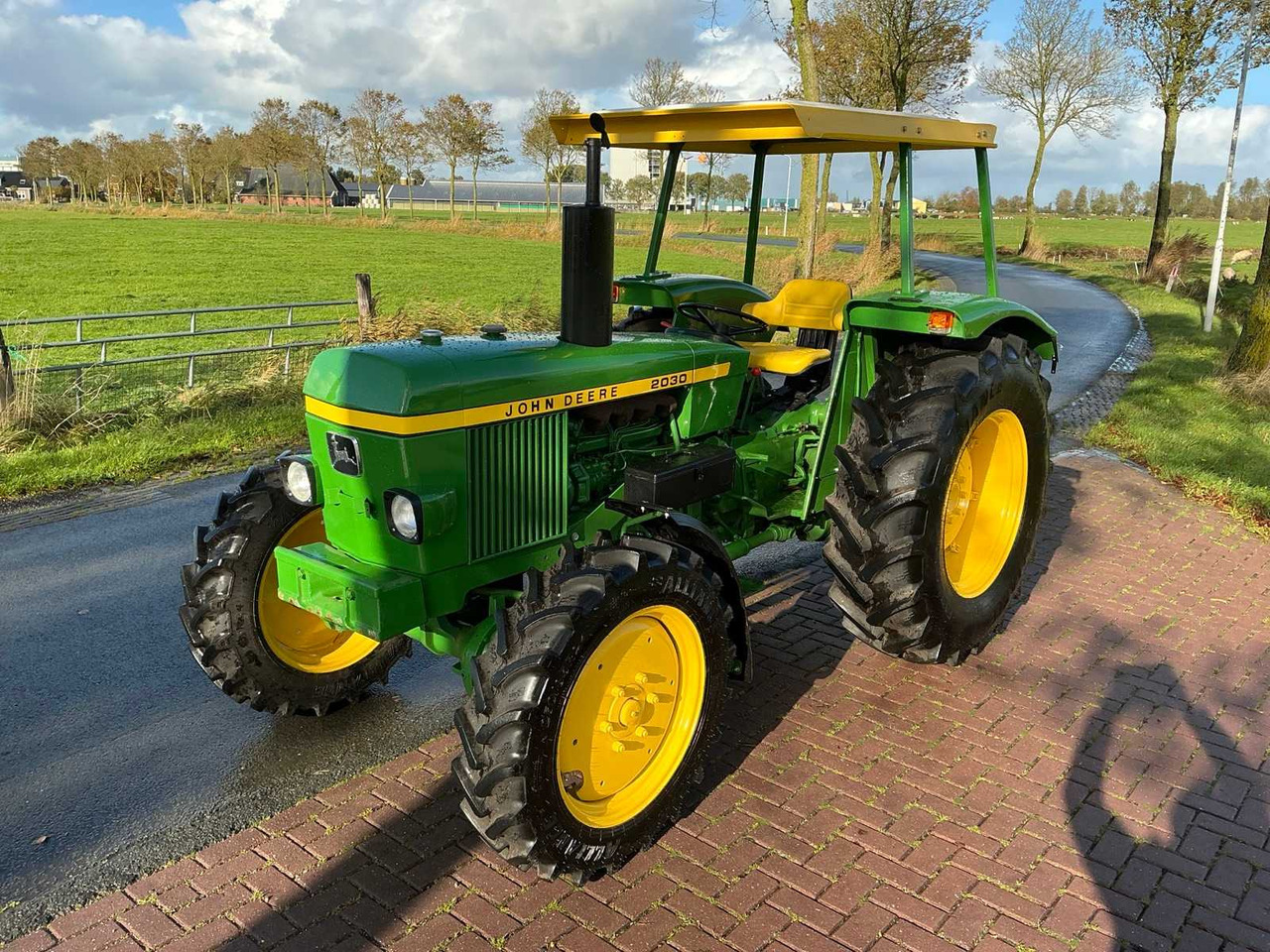 1977 JOHN DEERE 2030S ALL-WHEEL DRIVE FARM TRACTOR - Трактор: фото 2 1977 JOHN DEERE 2030S ALL-WHEEL DRIVE FARM TRACTOR - Трактор: фото 2