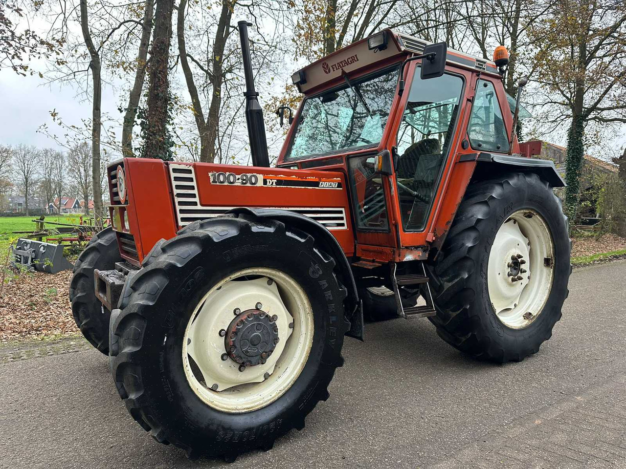 1988 FIAT 100-90 DT ALL-WHEEL DRIVE AGRICULTURAL TRACTOR - Трактор: фото 1 1988 FIAT 100-90 DT ALL-WHEEL DRIVE AGRICULTURAL TRACTOR - Трактор: фото 1