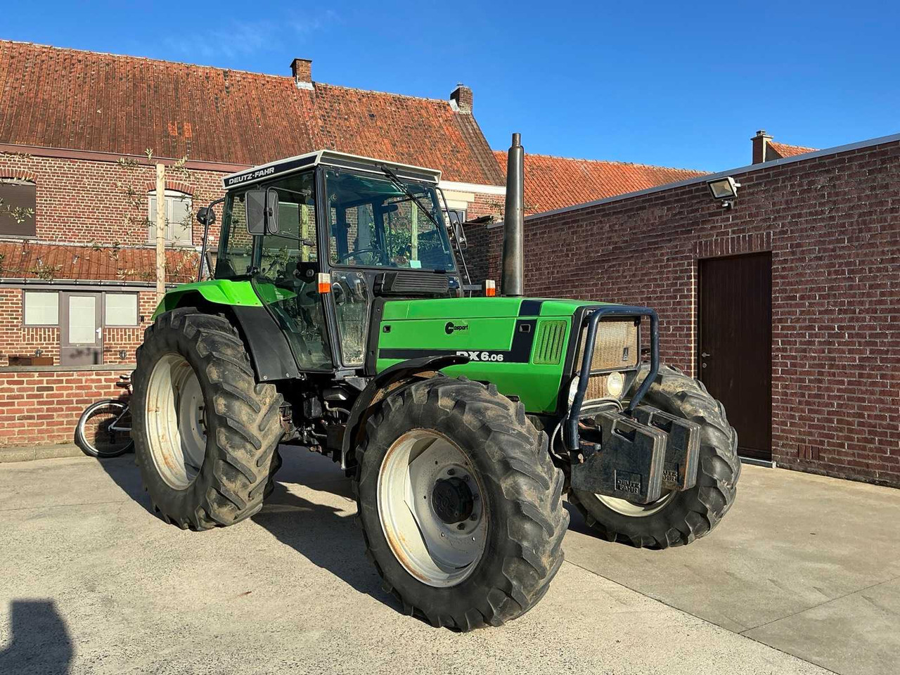 1993 DEUTZ-FAHR DX6.06 ALL-WHEEL DRIVE FARM TRACTOR - Трактор: фото 4 1993 DEUTZ-FAHR DX6.06 ALL-WHEEL DRIVE FARM TRACTOR - Трактор: фото 4