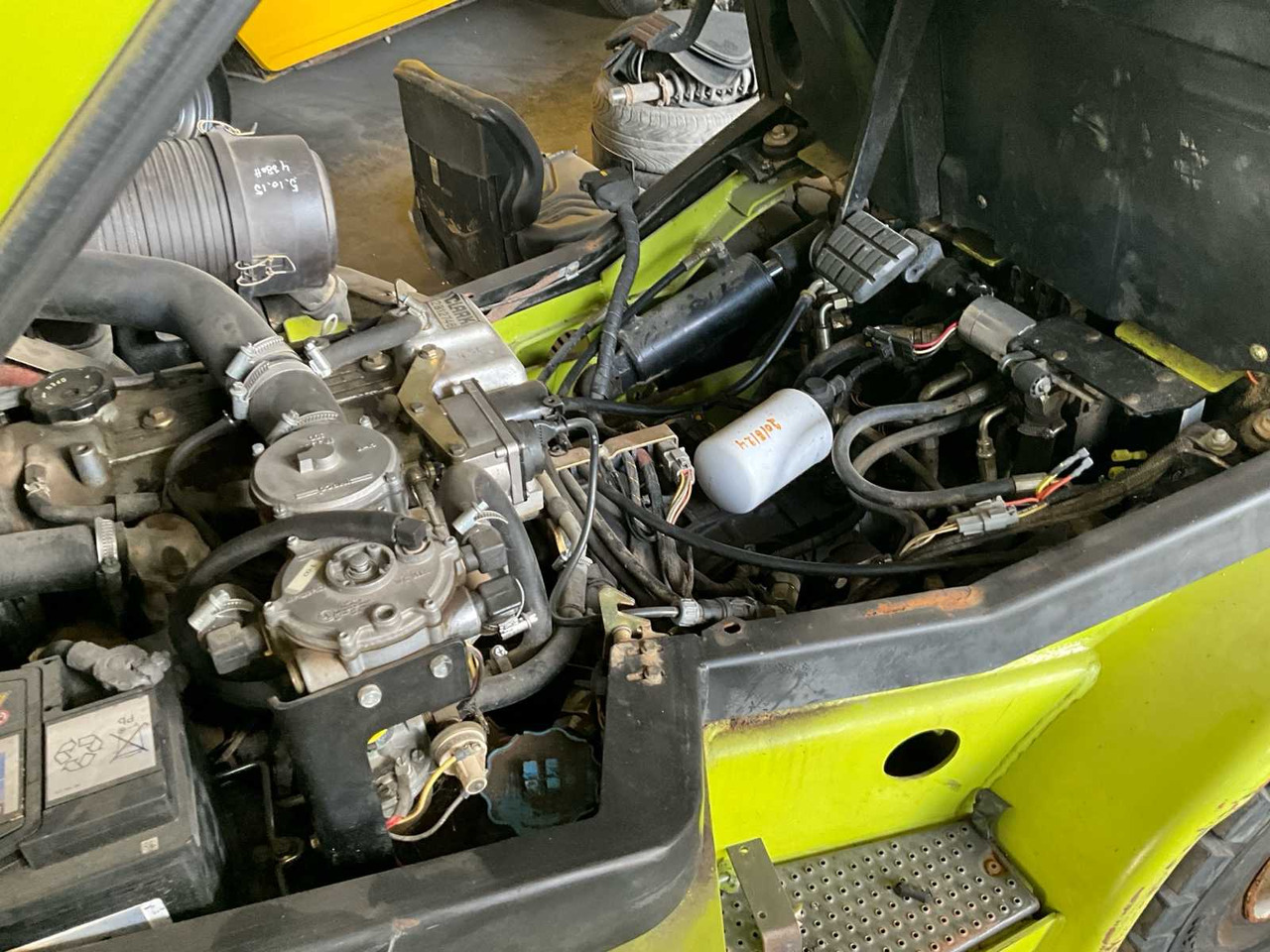 Вилочный погрузчик 2001 CLARK CGP25H FORKLIFT: фото 15 Вилочный погрузчик 2001 CLARK CGP25H FORKLIFT: фото 15