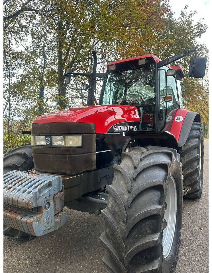 2001 NEW HOLLAND T/M 115 ALL-WHEEL DRIVE FARM TRACTOR - Трактор: фото 3 2001 NEW HOLLAND T/M 115 ALL-WHEEL DRIVE FARM TRACTOR - Трактор: фото 3