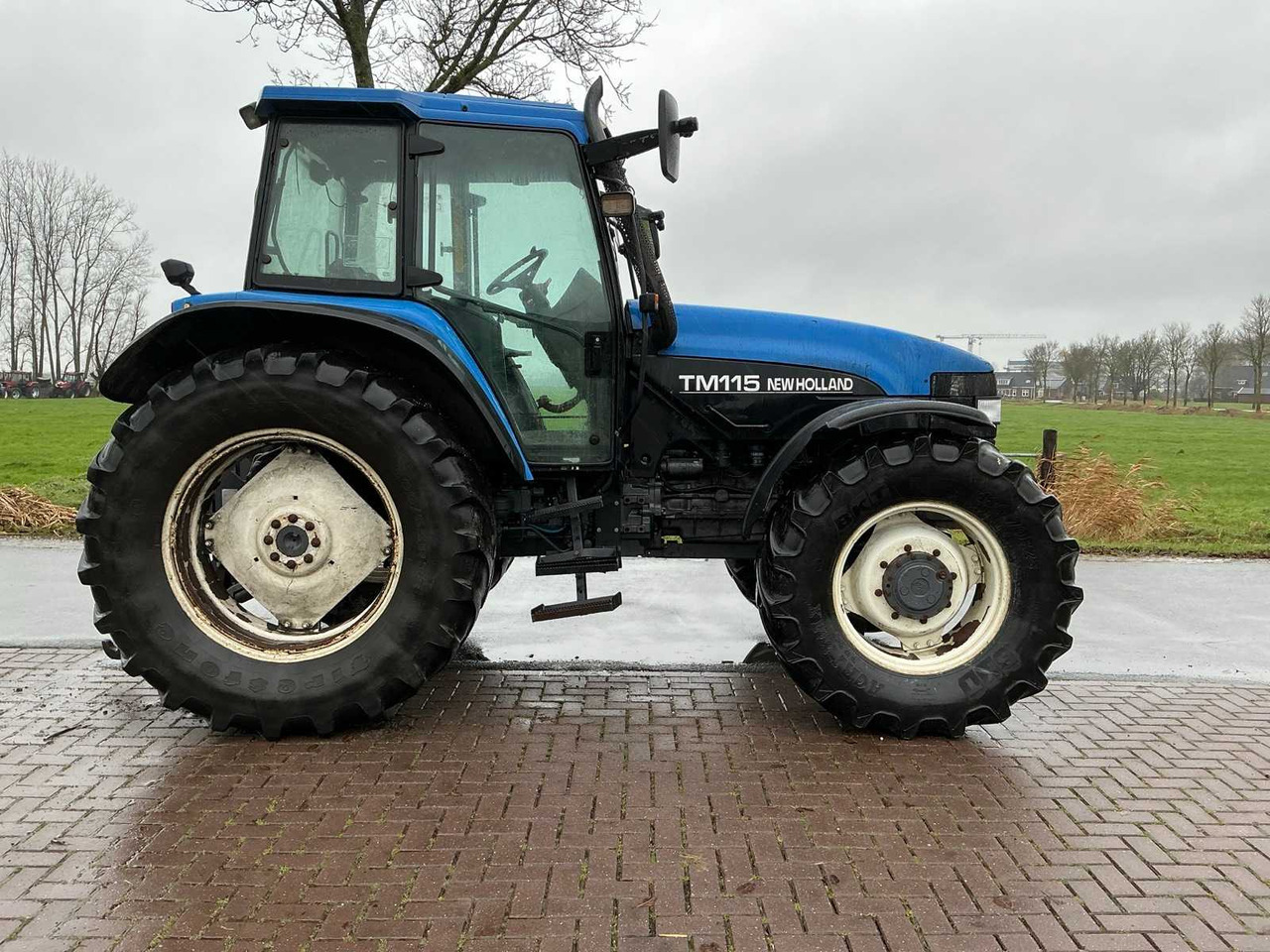 2002 NEW HOLLAND TM 115 ALL-WHEEL DRIVE FARM TRACTOR - Трактор: фото 5 2002 NEW HOLLAND TM 115 ALL-WHEEL DRIVE FARM TRACTOR - Трактор: фото 5