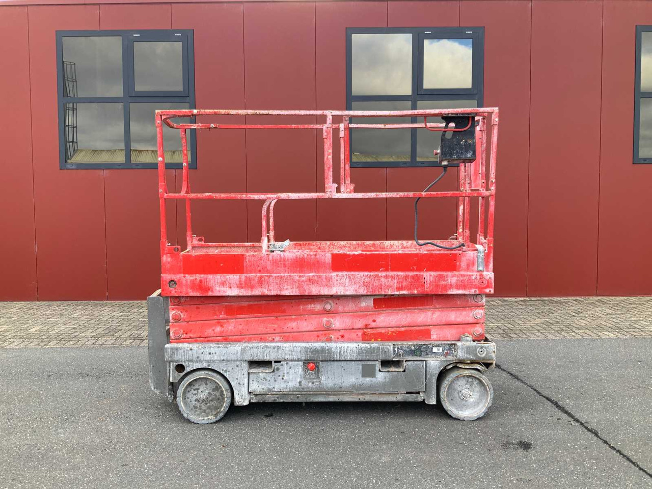 2005 HAULOTTE COMPACT10N AERIAL PLATFORM - Подъёмник: фото 2 2005 HAULOTTE COMPACT10N AERIAL PLATFORM - Подъёмник: фото 2