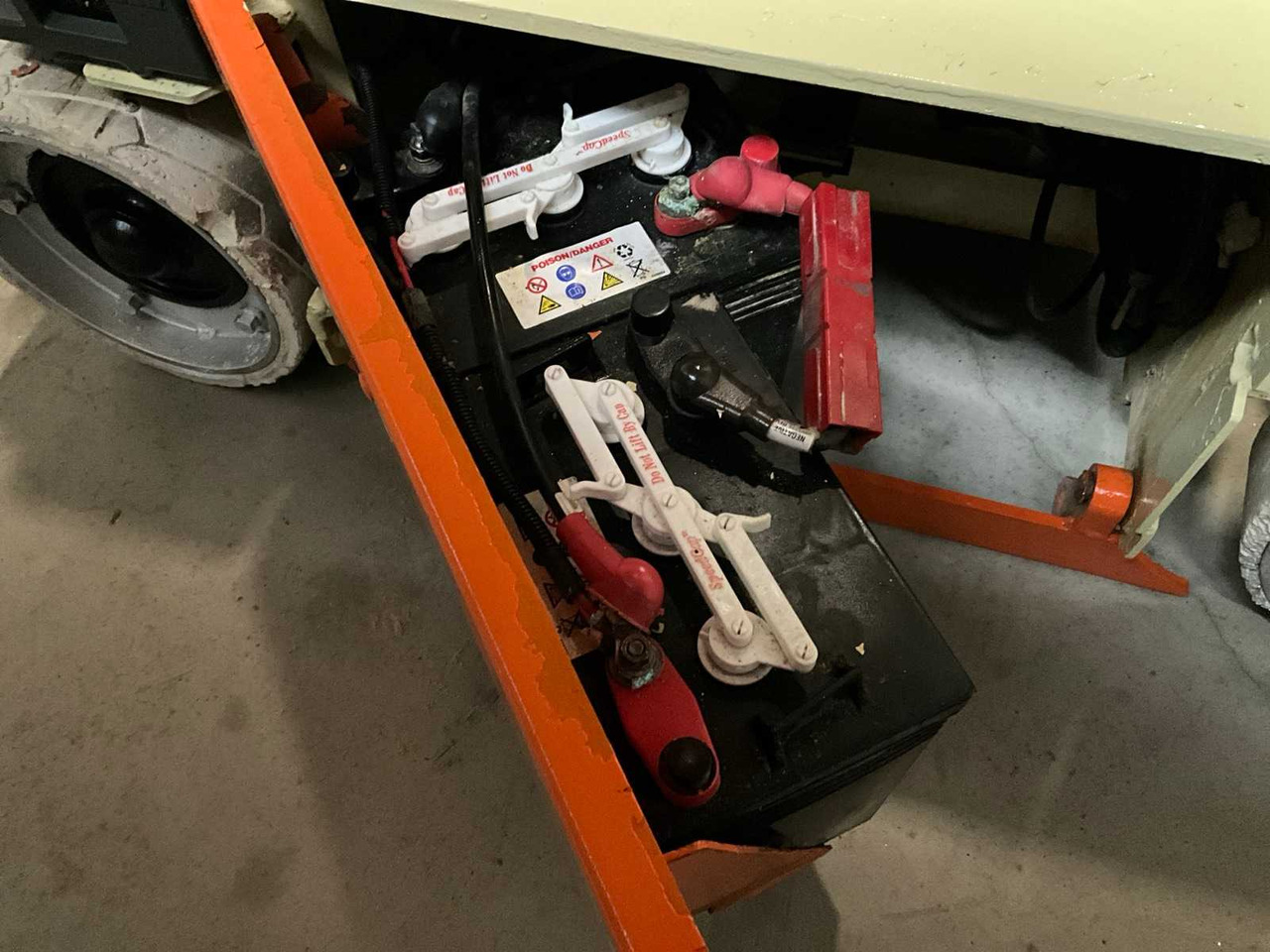 Подъёмник 2008 JLG 1230ES AERIAL PLATFORM: фото 10 Подъёмник 2008 JLG 1230ES AERIAL PLATFORM: фото 10