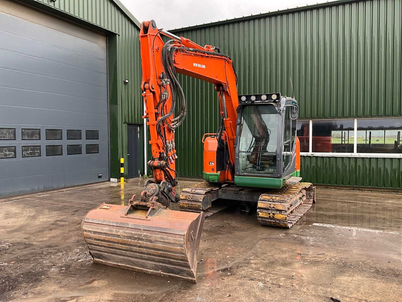 2012 NEW HOLLAND E70BSR-2 MIDI EXCAVATOR - Экскаватор: фото 1 2012 NEW HOLLAND E70BSR-2 MIDI EXCAVATOR - Экскаватор: фото 1