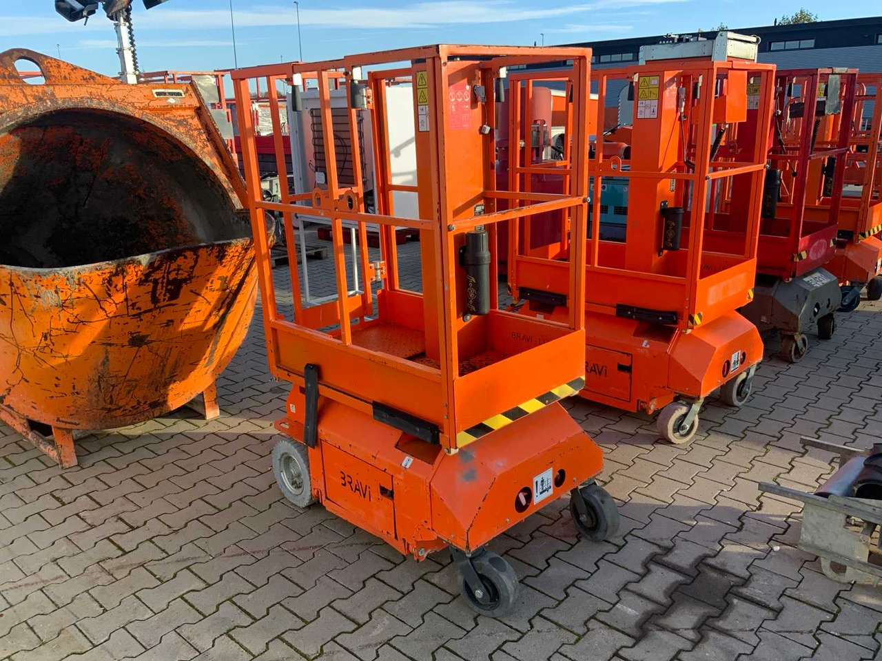 2014 BRAVIISOL LEONARDO LUI MINI HD AERIAL PLATFORM / PASSENGER LIFT - Подъёмник: фото 1 2014 BRAVIISOL LEONARDO LUI MINI HD AERIAL PLATFORM / PASSENGER LIFT - Подъёмник: фото 1