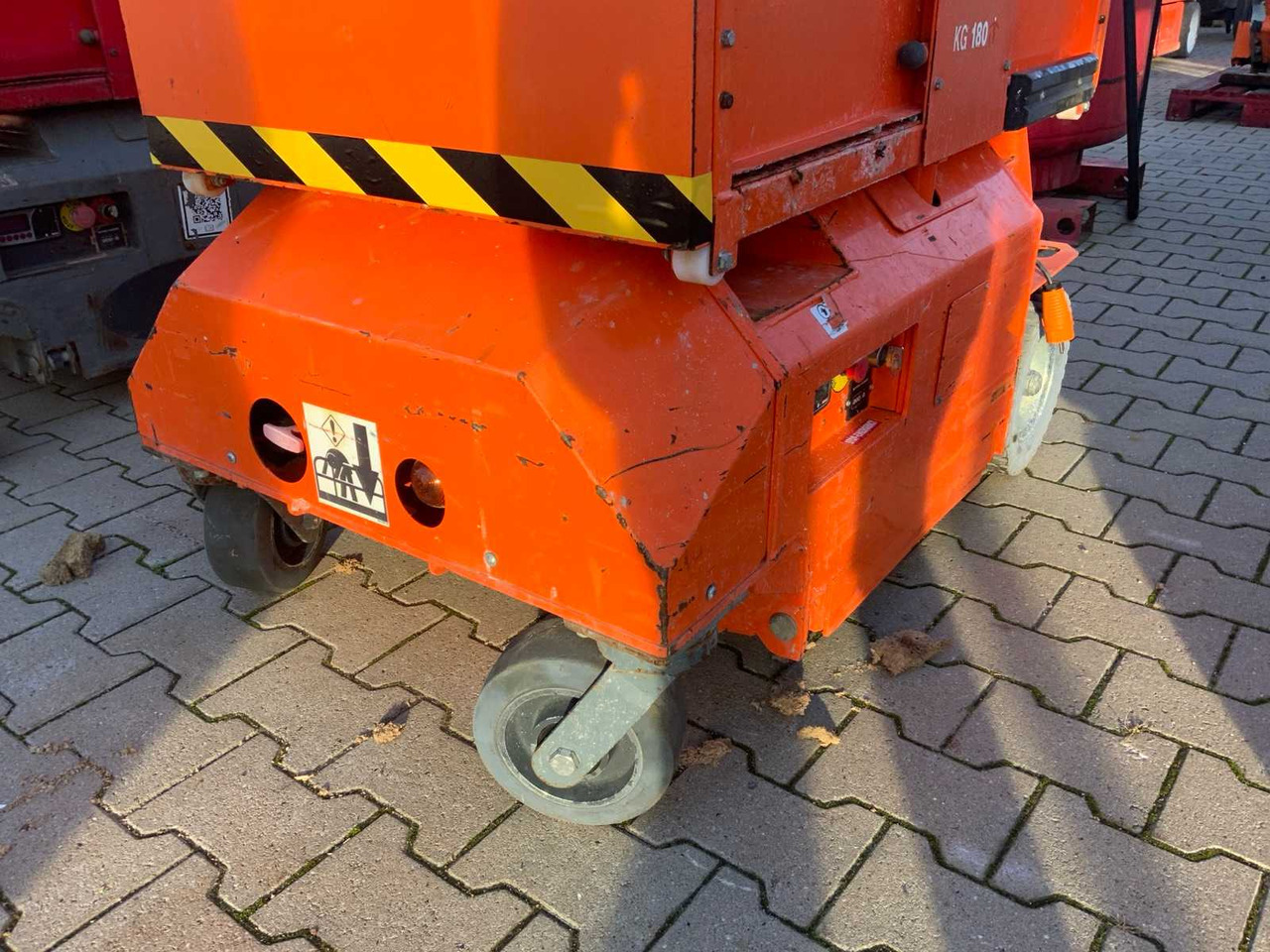 2014 BRAVIISOL LEONARDO LUI MINI HD AERIAL PLATFORM / PASSENGER LIFT - Подъёмник: фото 5 2014 BRAVIISOL LEONARDO LUI MINI HD AERIAL PLATFORM / PASSENGER LIFT - Подъёмник: фото 5