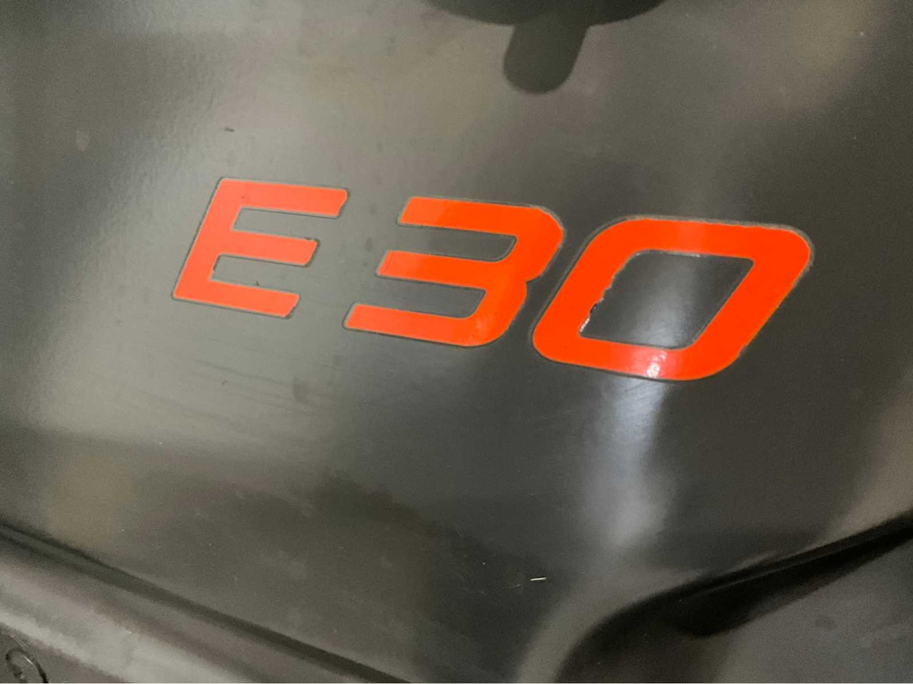 Вилочный погрузчик 2017 LINDE E30L-01 3000KG FORKLIFT: фото 15