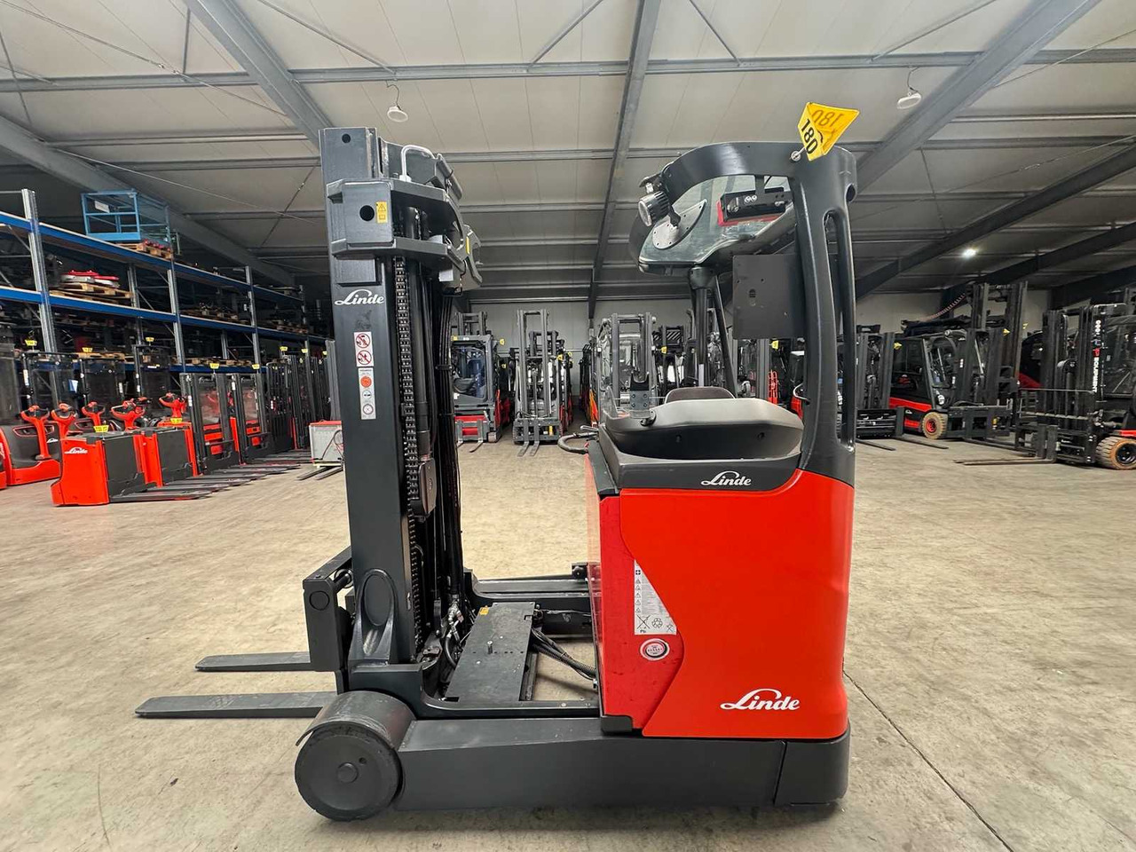 2018 LINDE R20 2,000KG TRIPLEX 505CM RAVAS SCALE ELECTRIC FORKLIFT REACH TRUCK - Вилочный погрузчик: фото 4 2018 LINDE R20 2,000KG TRIPLEX 505CM RAVAS SCALE ELECTRIC FORKLIFT REACH TRUCK - Вилочный погрузчик: фото 4