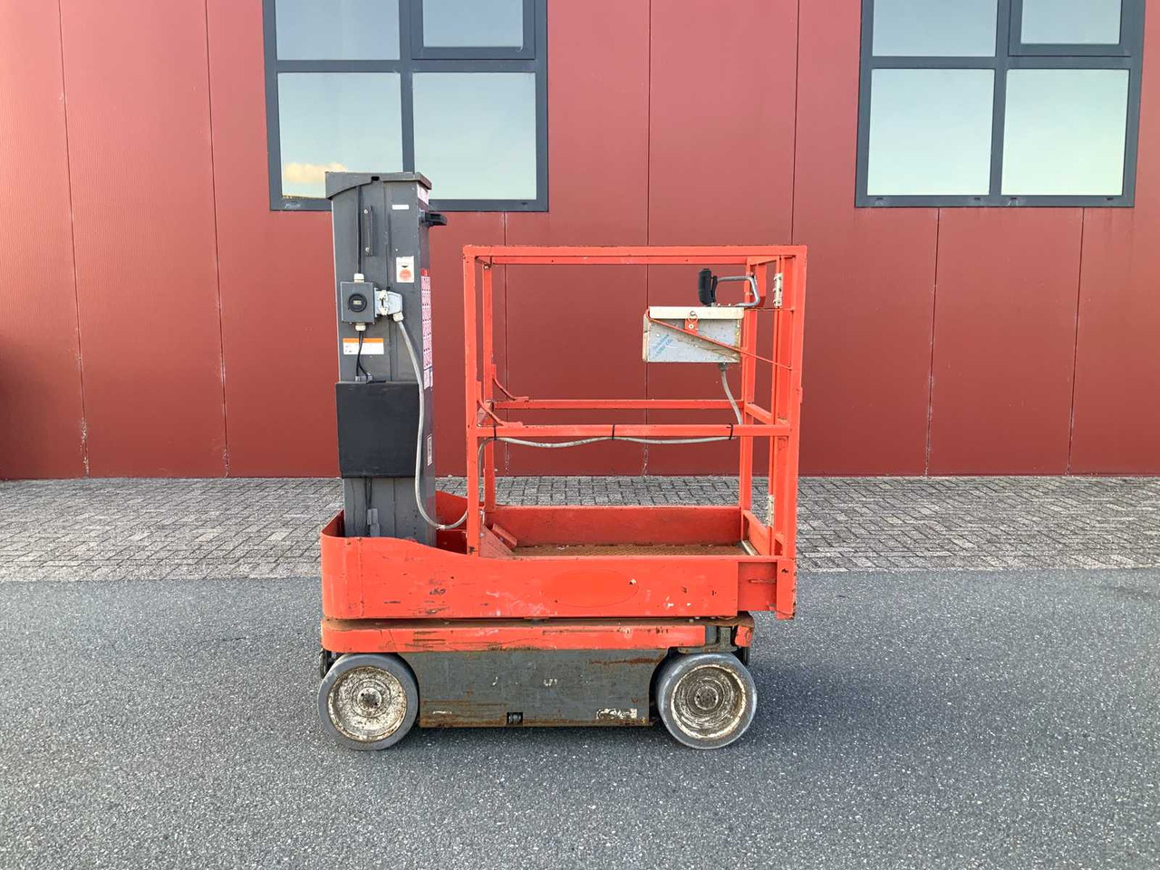 2019 SKYJACK SJ12 AERIAL PLATFORM - Подъёмник: фото 1 2019 SKYJACK SJ12 AERIAL PLATFORM - Подъёмник: фото 1