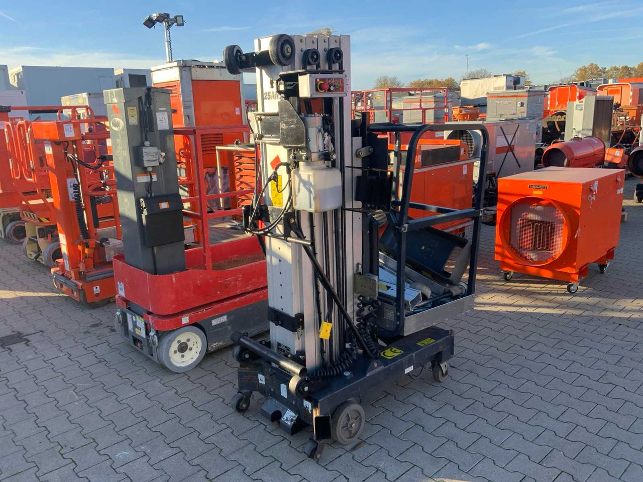 2020 JLG 25AM AERIAL WORK PLATFORM - Подъёмник: фото 2 2020 JLG 25AM AERIAL WORK PLATFORM - Подъёмник: фото 2