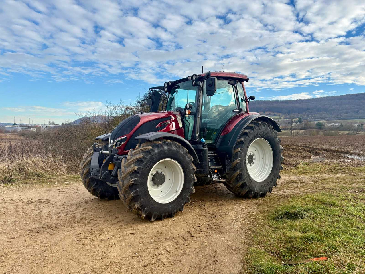 2022 NEW VALTRA N155E VERSU TRACTOR - Трактор: фото 2 2022 NEW VALTRA N155E VERSU TRACTOR - Трактор: фото 2