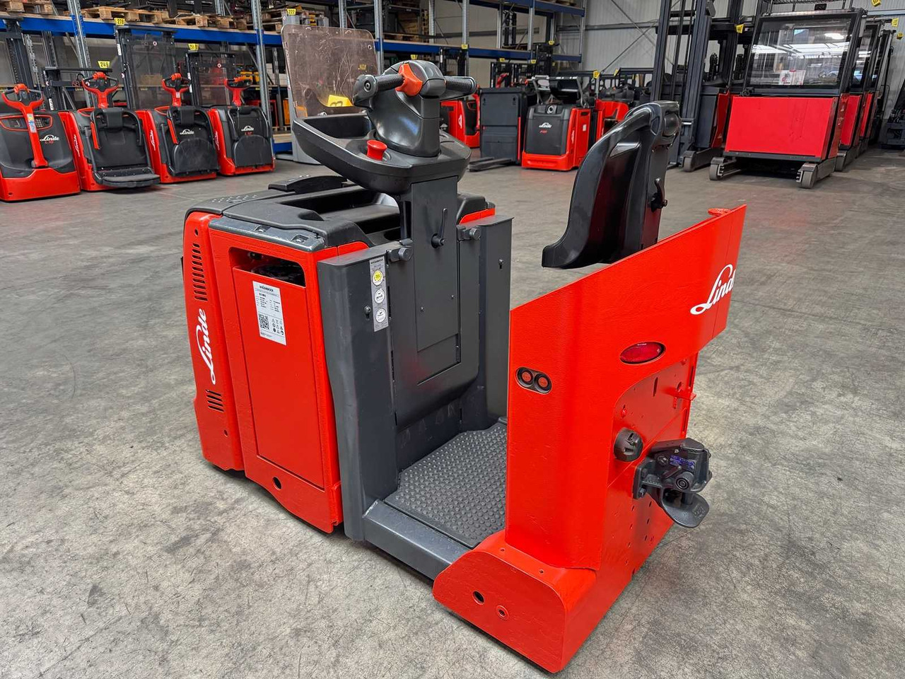 2023 SERVICE + UVV 06/2026 LINDE P50C 5.000KG TRACTOR TOWING VEHICLE TRACTOR 2.633 HOURS 500AH BATTERY - Вилочный погрузчик: фото 4 2023 SERVICE + UVV 06/2026 LINDE P50C 5.000KG TRACTOR TOWING VEHICLE TRACTOR 2.633 HOURS 500AH BATTERY - Вилочный погрузчик: фото 4