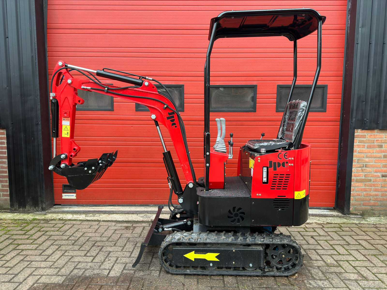 2024 JPC HT12 RED MINI EXCAVATOR - Мини-экскаватор: фото 1 2024 JPC HT12 RED MINI EXCAVATOR - Мини-экскаватор: фото 1