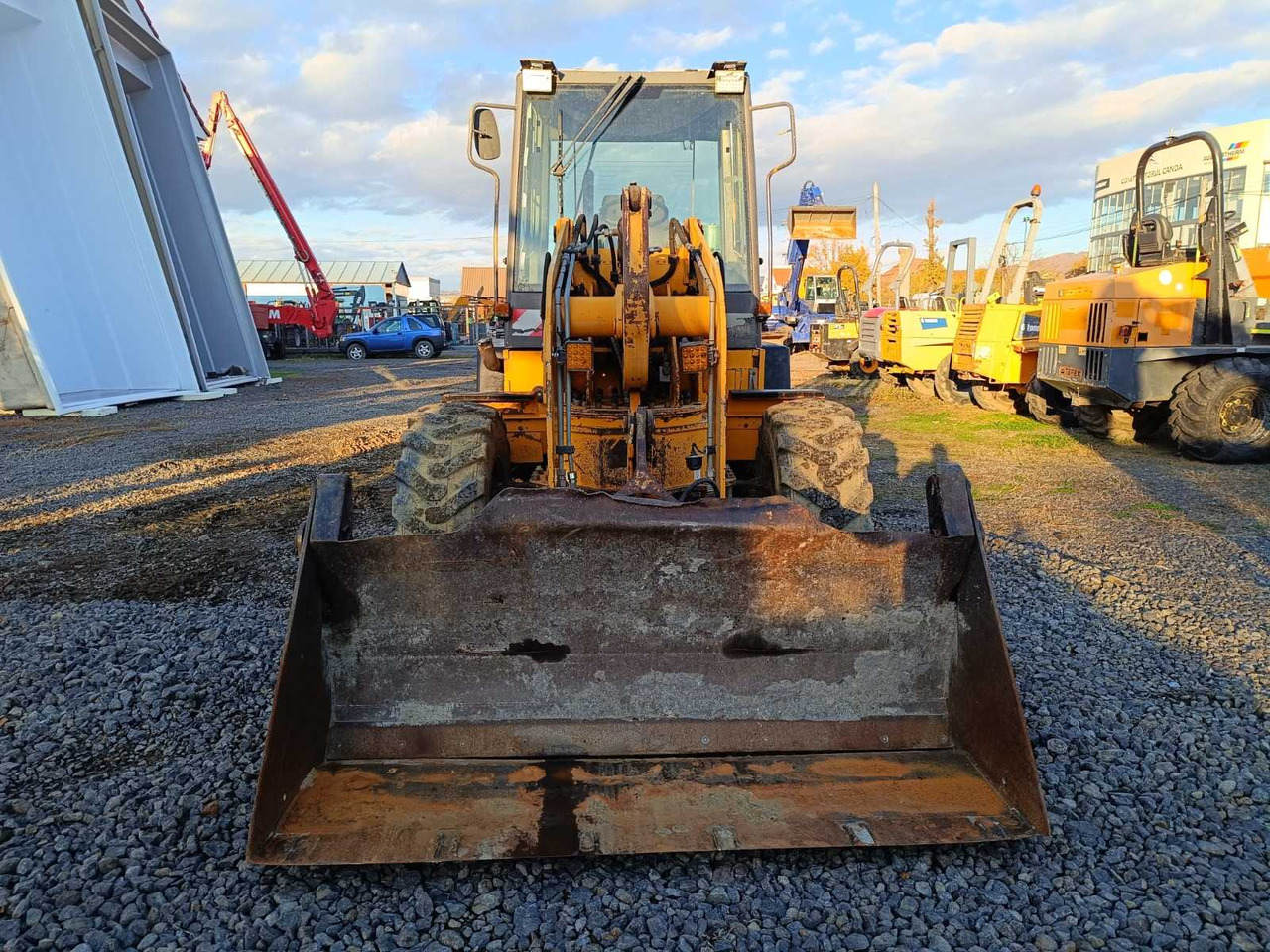 AHLMANN - AS85 - COMPACT LOADER - 2008 - Гусеничный мини-погрузчик: фото 5 AHLMANN - AS85 - COMPACT LOADER - 2008 - Гусеничный мини-погрузчик: фото 5