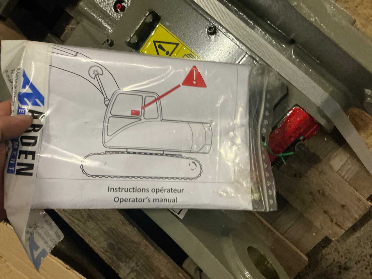 ARDEN - QA23-H095 - 2025 - QUICK COUPLER, HYDR. - Колёсный погрузчик: фото 4 ARDEN - QA23-H095 - 2025 - QUICK COUPLER, HYDR. - Колёсный погрузчик: фото 4