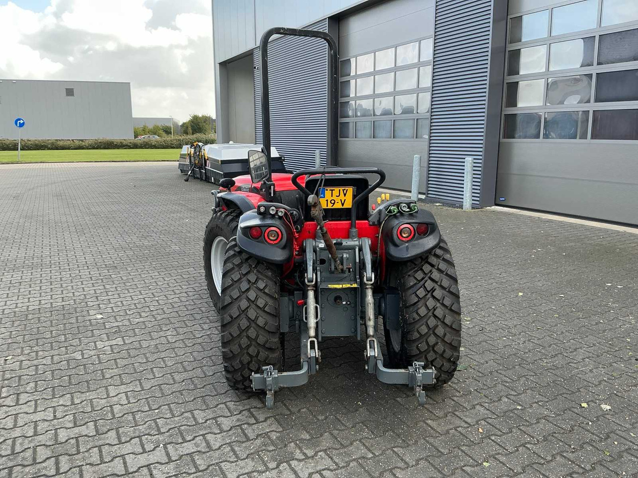 Antonio carraro SX 7800 ERGIT-ST2 - Трактор: фото 4 Antonio carraro SX 7800 ERGIT-ST2 - Трактор: фото 4