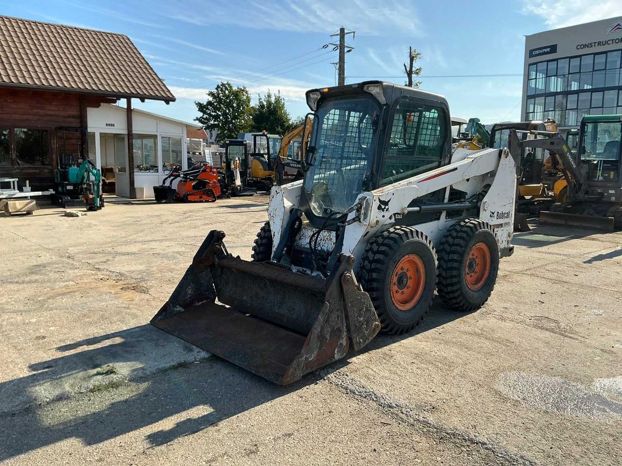 Bobcat S510 - Мини-погрузчик с бортовым поворотом: фото 1 Bobcat S510 - Мини-погрузчик с бортовым поворотом: фото 1