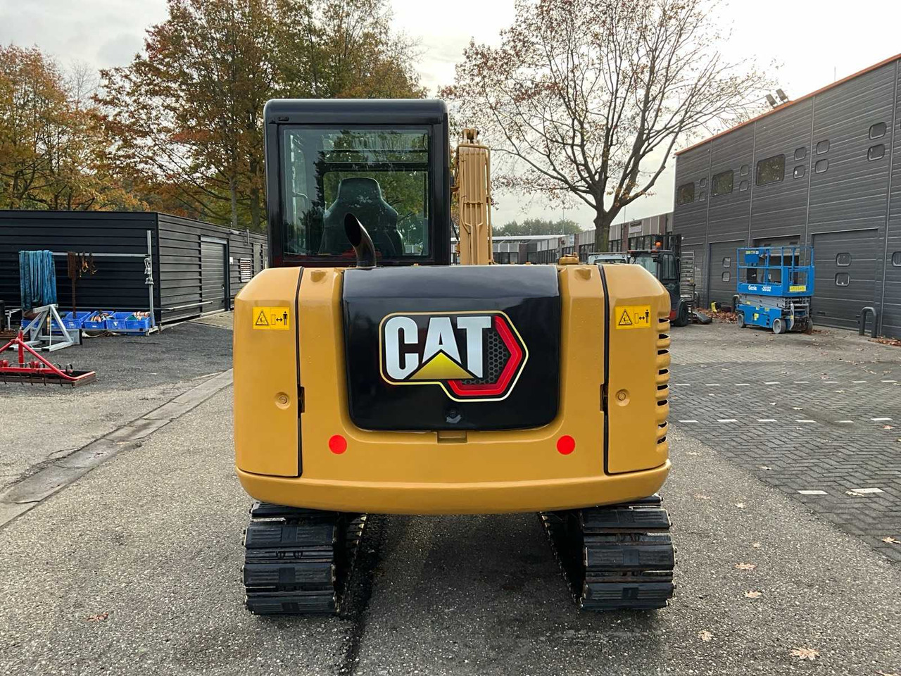 Caterpillar 305.5E2 - Гусеничный экскаватор: фото 4 Caterpillar 305.5E2 - Гусеничный экскаватор: фото 4