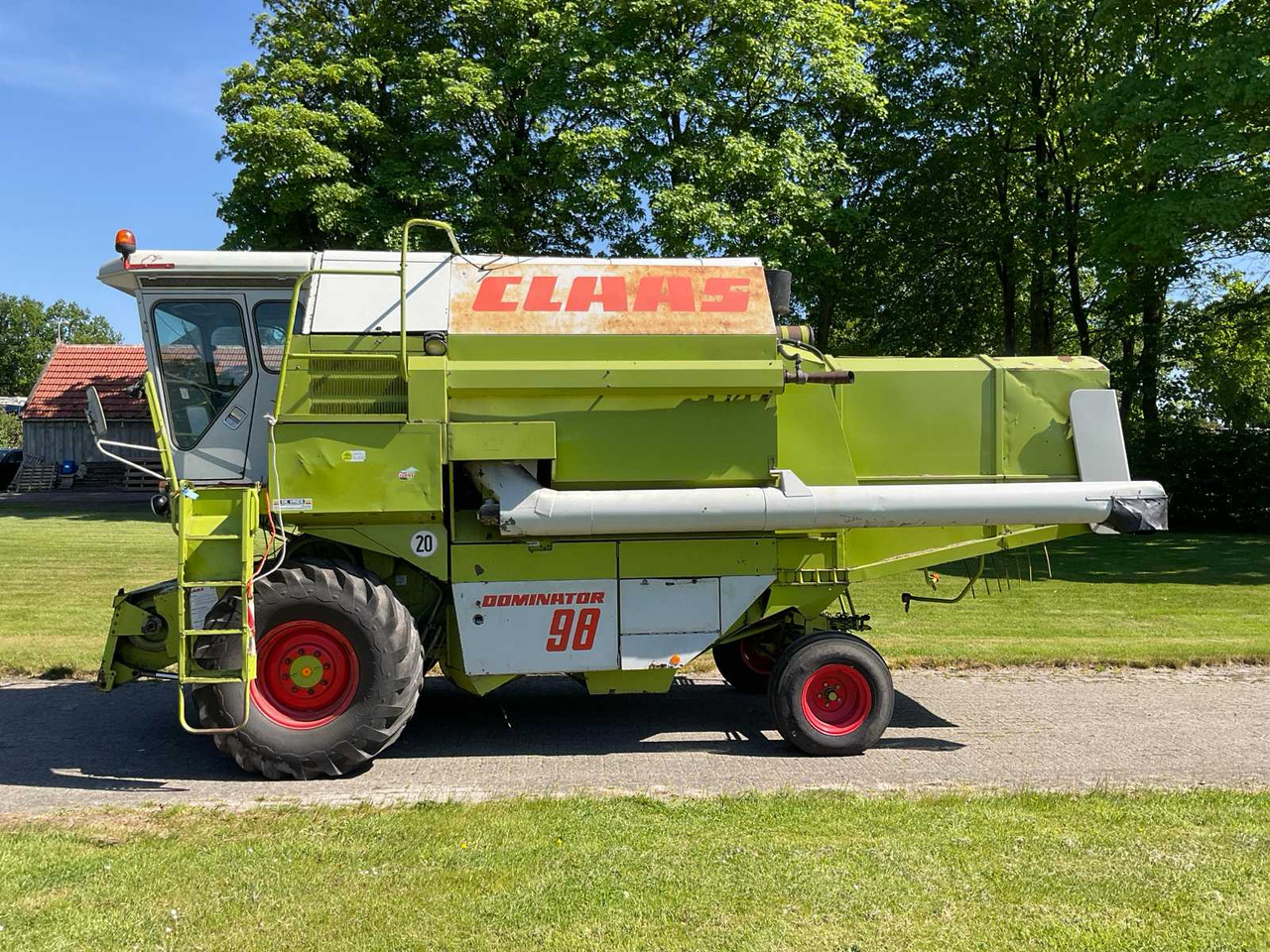 Claas Dominator 98 - Зерноуборочный комбайн: фото 2 Claas Dominator 98 - Зерноуборочный комбайн: фото 2
