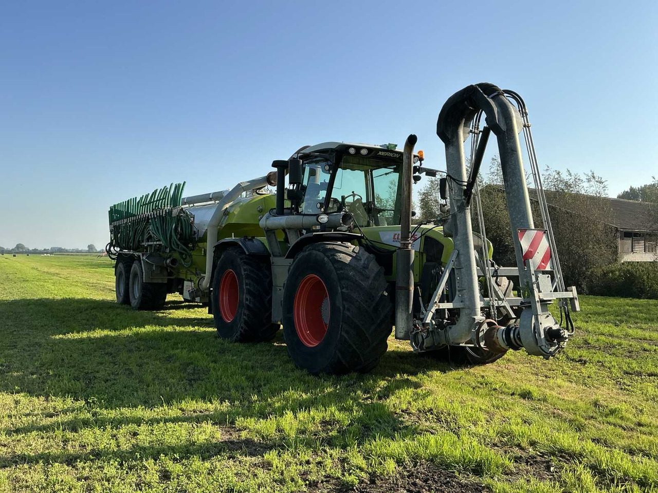 Claas Xerion 3800 Trac VC - PTLX 28 - Навозоразбрасыватель: фото 2 Claas Xerion 3800 Trac VC - PTLX 28 - Навозоразбрасыватель: фото 2