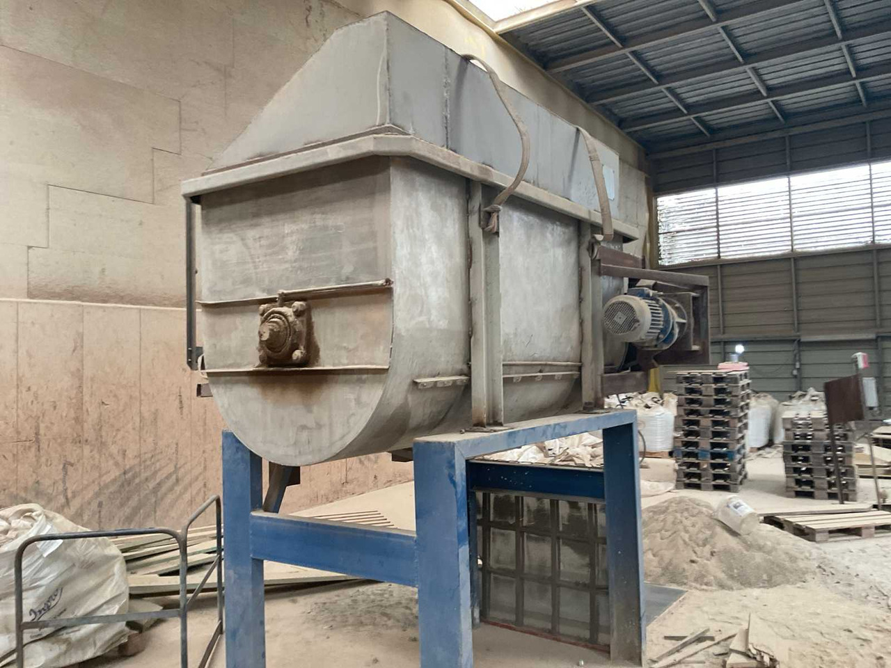 Concrete mixer - Автобетоносмеситель: фото 1 Concrete mixer - Автобетоносмеситель: фото 1