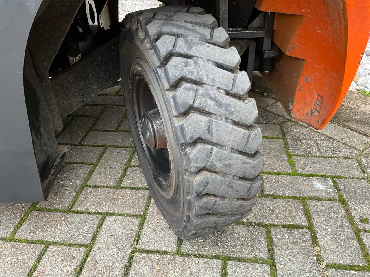 Вилочный погрузчик DOOSAN - D25G - FORKLIFT: фото 13