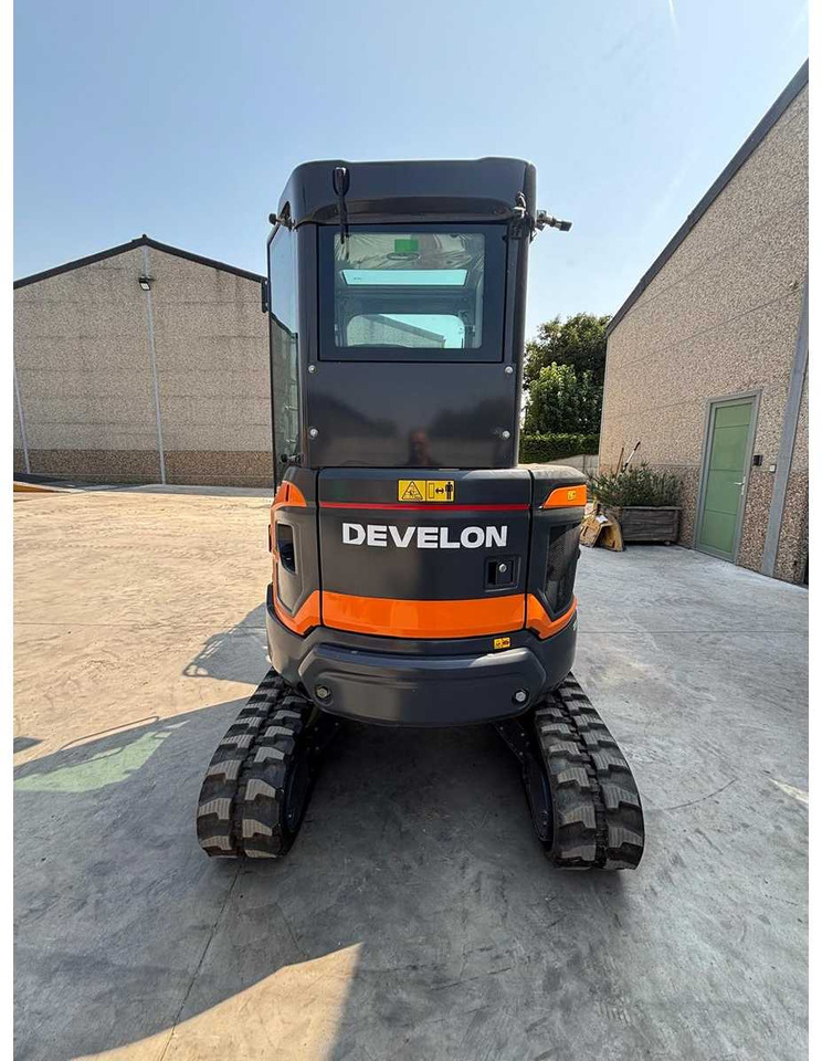 Develon DX27Z-7 - Мини-экскаватор: фото 2 Develon DX27Z-7 - Мини-экскаватор: фото 2