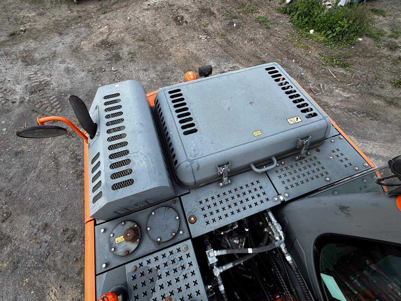Doosan DX140 LC-5 - Гусеничный экскаватор: фото 4 Doosan DX140 LC-5 - Гусеничный экскаватор: фото 4