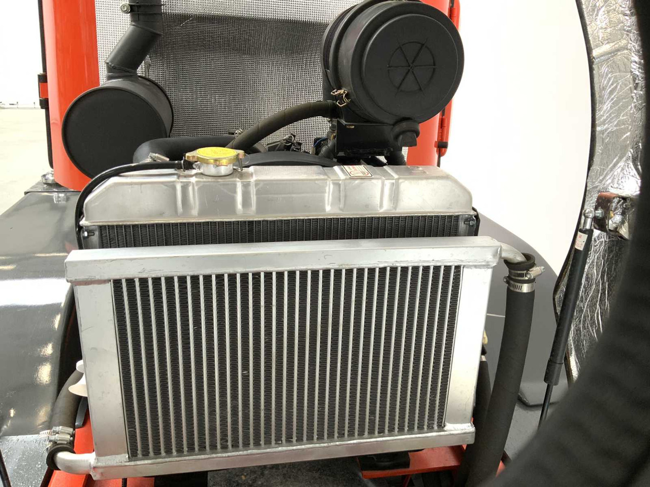 Колёсный погрузчик Everun ER08: фото 34 Колёсный погрузчик Everun ER08: фото 34