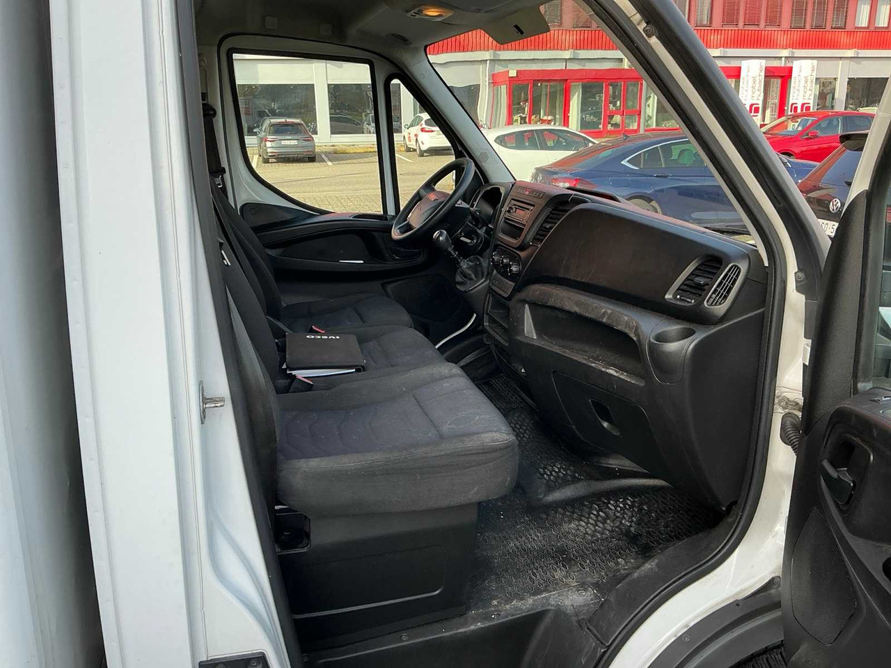 Фургон 2018 IVECO 35S16 VANS: фото 9