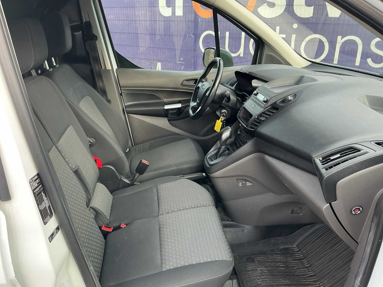 2019 - FORD - TRANSIT CONNECT - 1.5 ECOBLUE L2 TREND - COMMERCIAL VEHICLE - Фургон: фото 5 2019 - FORD - TRANSIT CONNECT - 1.5 ECOBLUE L2 TREND - COMMERCIAL VEHICLE - Фургон: фото 5