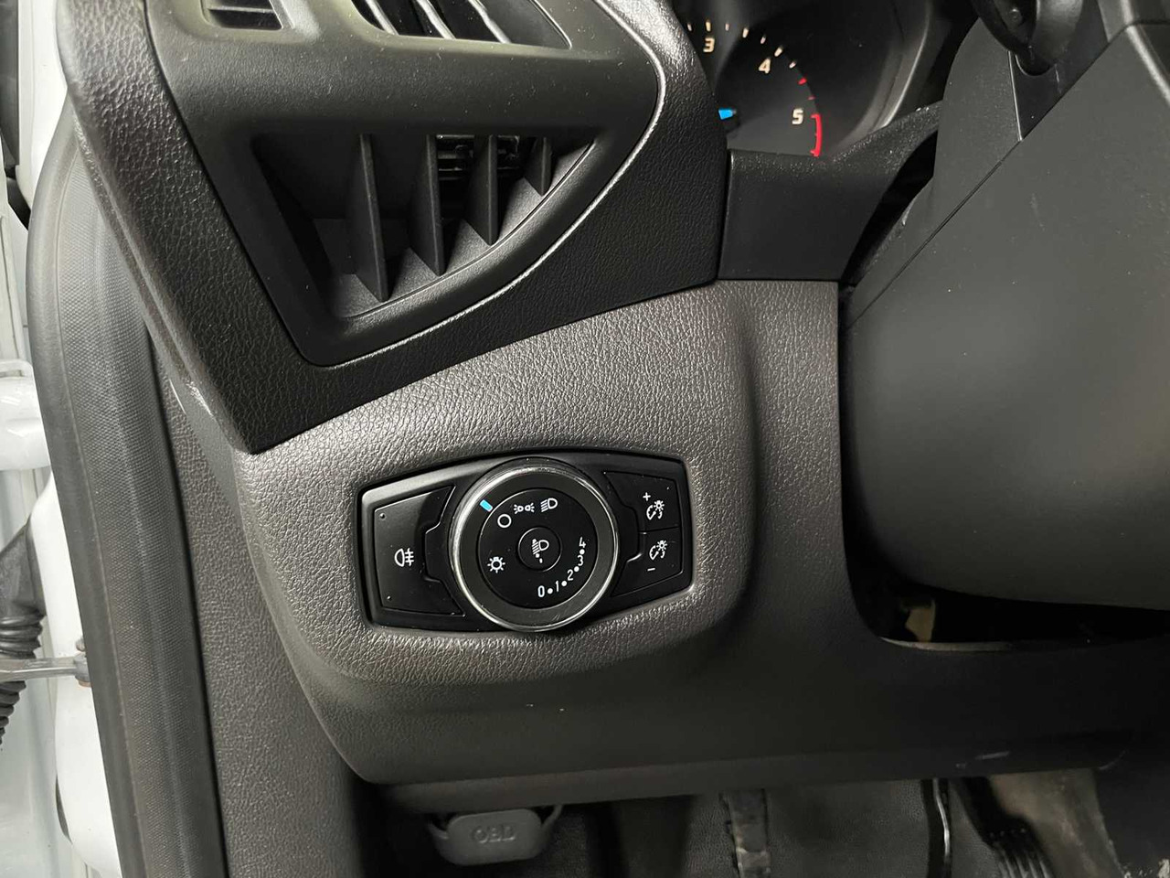 Фургон FORD TRANSIT CONNECT 1.6 TDCI ECONOMY 95HP 2015 COMMERCIAL VEHICLE, VR-048-R: фото 20