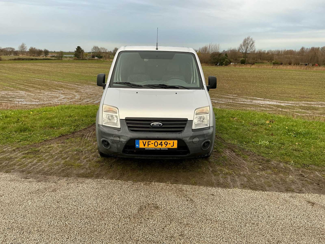 FORD TRANSIT CONNECT T200S 1.8 TDCI ECOED COMMERCIAL VEHICLE - Фургон: фото 2 FORD TRANSIT CONNECT T200S 1.8 TDCI ECOED COMMERCIAL VEHICLE - Фургон: фото 2