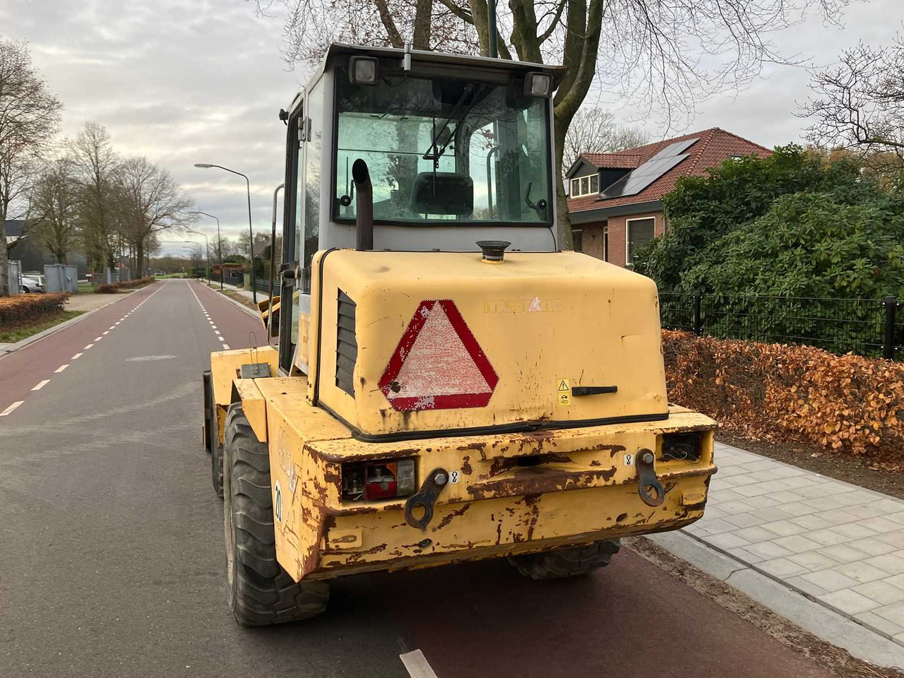 GEHL EUROPE - 2006 - KL498 - SHOVEL - Колёсный погрузчик: фото 4 GEHL EUROPE - 2006 - KL498 - SHOVEL - Колёсный погрузчик: фото 4