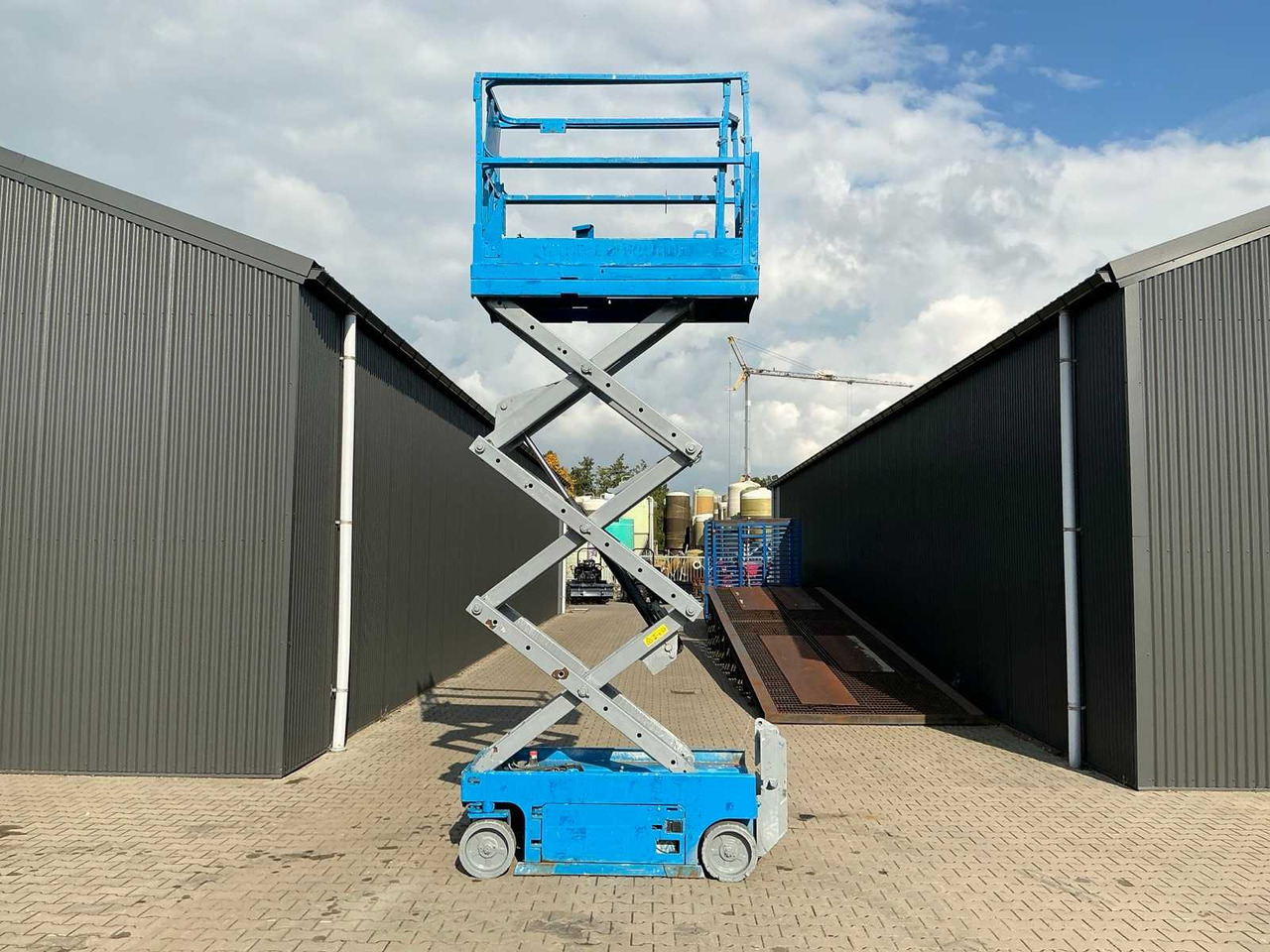 GENIE GS-1532 SCISSOR LIFT - Подъёмник: фото 2 GENIE GS-1532 SCISSOR LIFT - Подъёмник: фото 2