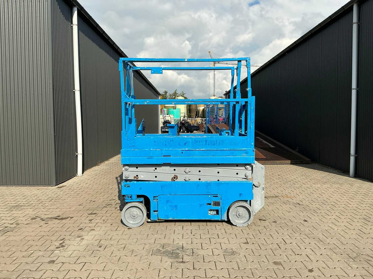 GENIE GS-1532 SCISSOR LIFT - Подъёмник: фото 4 GENIE GS-1532 SCISSOR LIFT - Подъёмник: фото 4
