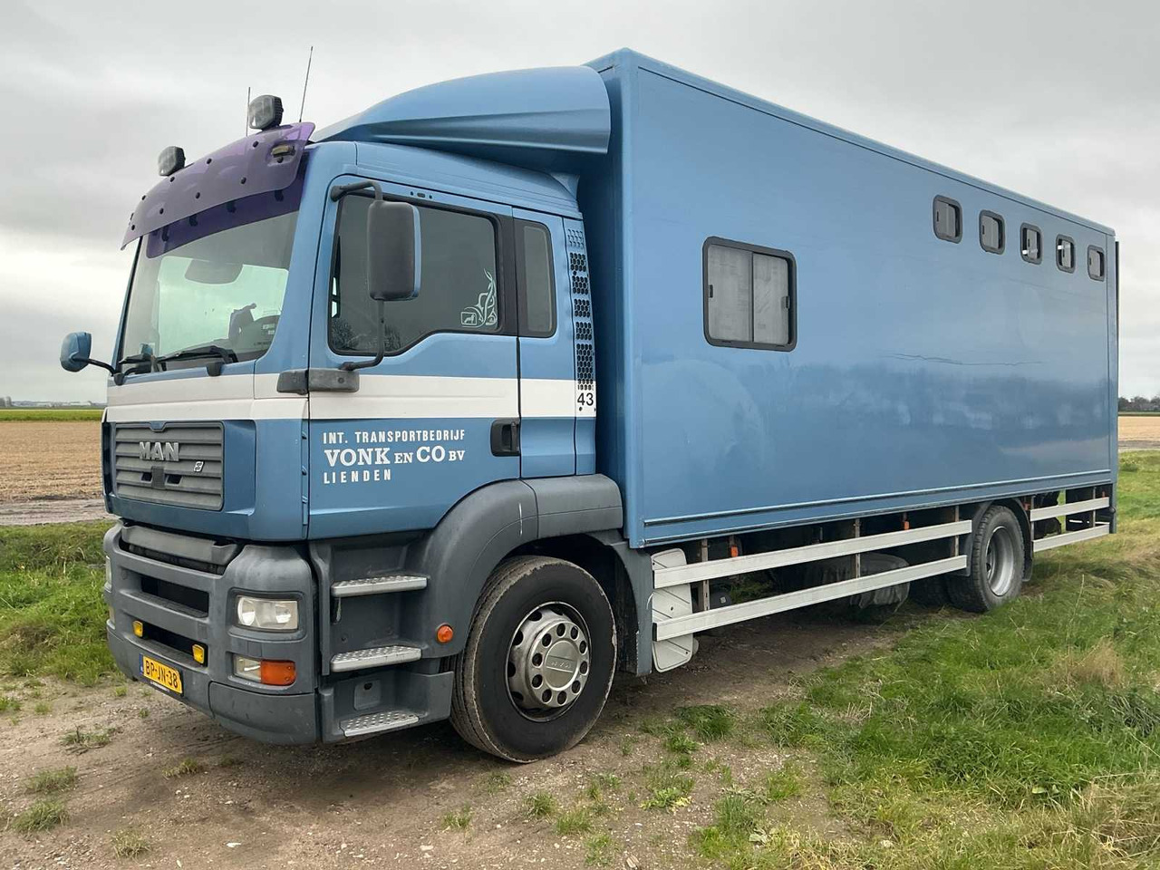 2004 MAN H09 CATTLE TRUCK - Грузовик: фото 1 2004 MAN H09 CATTLE TRUCK - Грузовик: фото 1