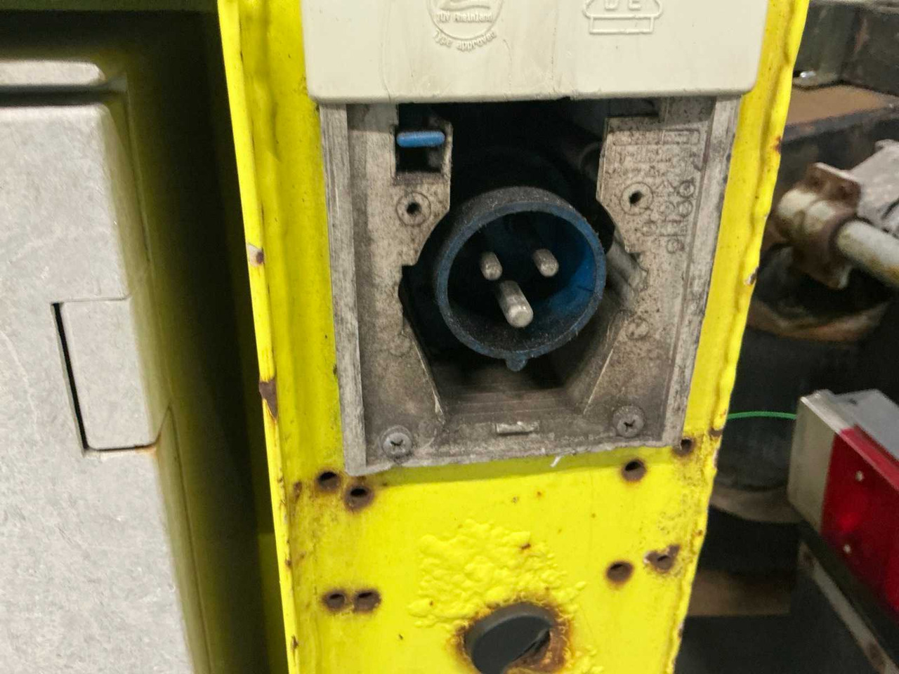 Грузовик 2007 DAF FT CF85 TRUCK+CRASH ABSORBER: фото 20