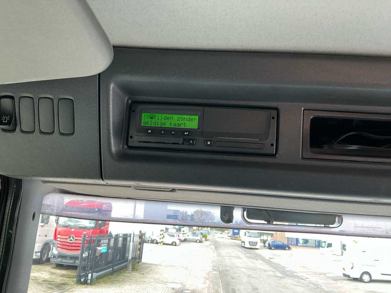 Грузовик 2009 SCANIA G420 TIPPER TRUCK WITH CRANE: фото 35 Грузовик 2009 SCANIA G420 TIPPER TRUCK WITH CRANE: фото 35