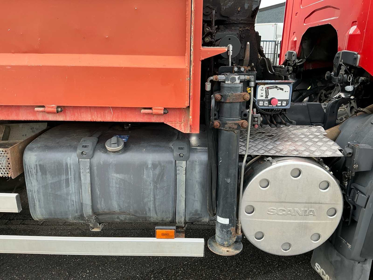 Грузовик 2009 SCANIA G420 TIPPER TRUCK WITH CRANE: фото 25 Грузовик 2009 SCANIA G420 TIPPER TRUCK WITH CRANE: фото 25