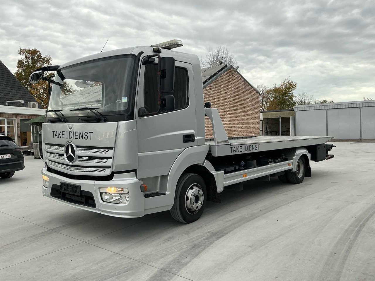 2015 MERCEDES-BENZ ATEGO TRUCK TOW TRUCK - Грузовик: фото 1 2015 MERCEDES-BENZ ATEGO TRUCK TOW TRUCK - Грузовик: фото 1