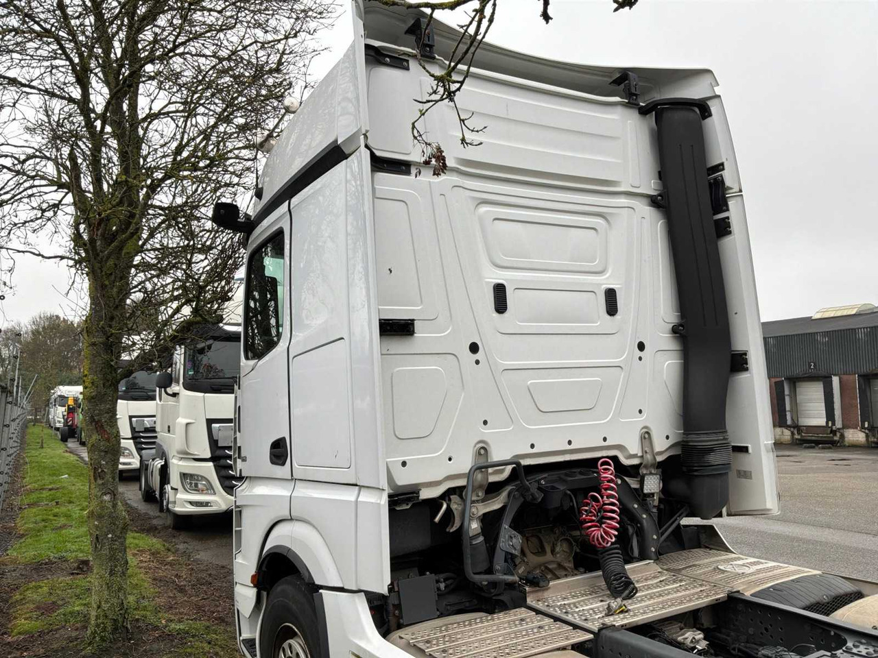 2019 MERCEDES-BENZ ACTROS SEMI-TRAILER TRACTOR 85-BTF-7 - Грузовик: фото 3 2019 MERCEDES-BENZ ACTROS SEMI-TRAILER TRACTOR 85-BTF-7 - Грузовик: фото 3
