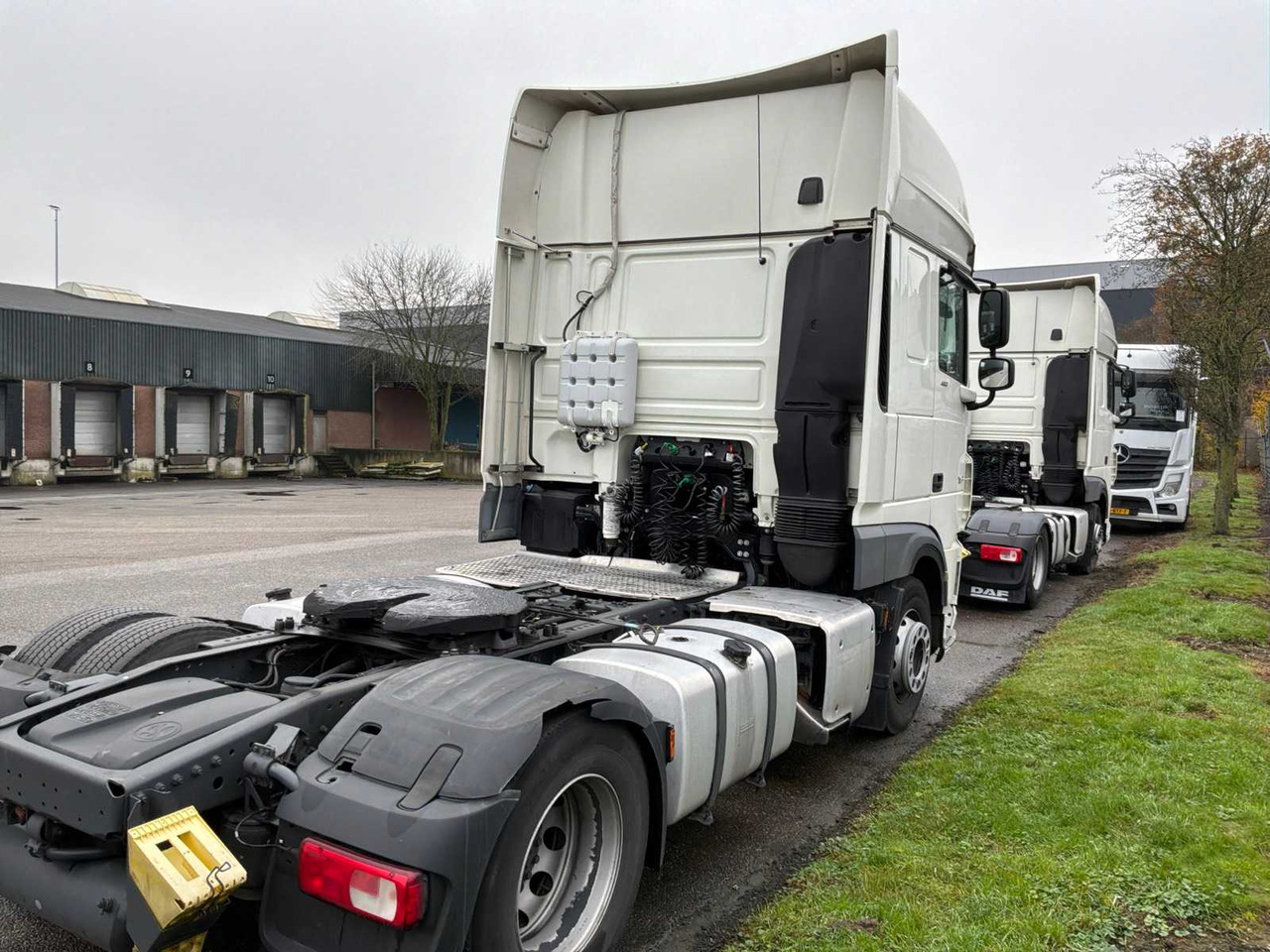 2021 DAF XF480 FT SUPER SPACE CAB SEMI-TRAILER TRACTOR 56-BZX-5 - Грузовик: фото 5 2021 DAF XF480 FT SUPER SPACE CAB SEMI-TRAILER TRACTOR 56-BZX-5 - Грузовик: фото 5